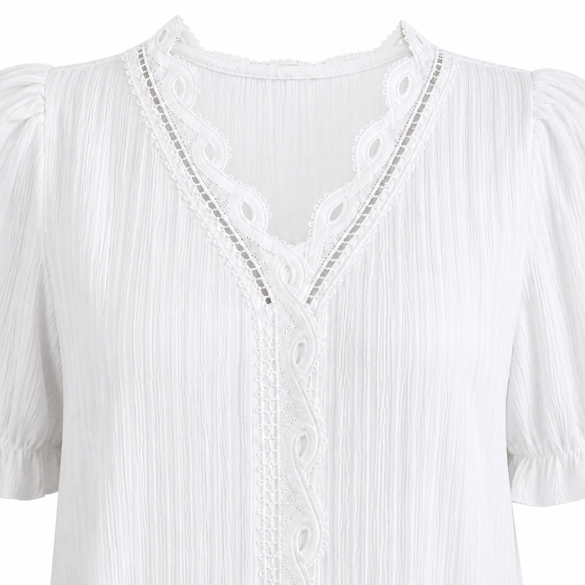 Blusa blanca de manga corta con escote en V
