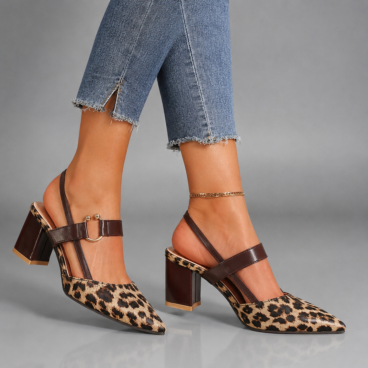 Avalina Grace | Zapatos de tacón con estampado de leopardo
