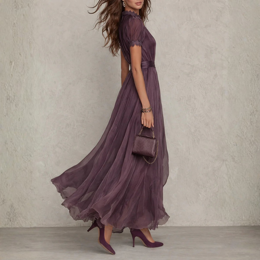 Vestido largo de gasa fluida para mujer con detalle de lazo en el cuello.