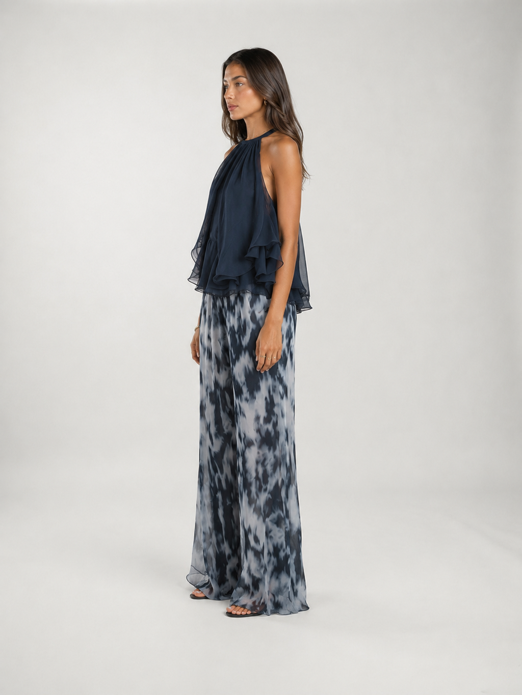 Conjunto Laura de dos piezas con top fluido y pantalón estampado