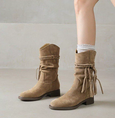 Camille™ | Botines de ante con flecos